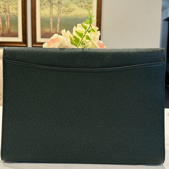 Authentic Louis Vuitton Tyga document pouch - Picture 3 of 12